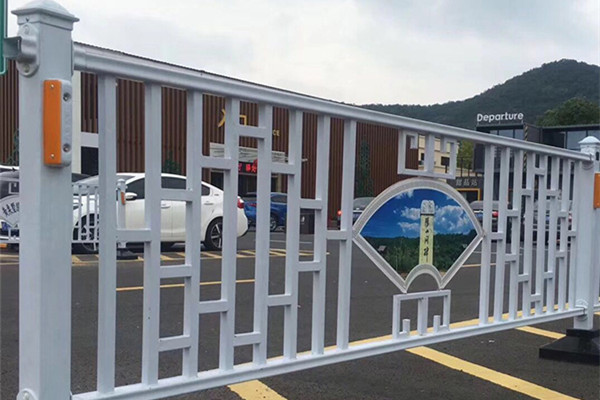 灯塔花式道路护栏